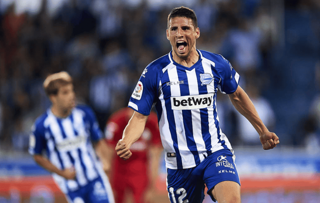 毕尔巴鄂主场战胜阿拉维斯,豪取三分 毕尔巴鄂主场战胜阿拉维斯,豪取三分